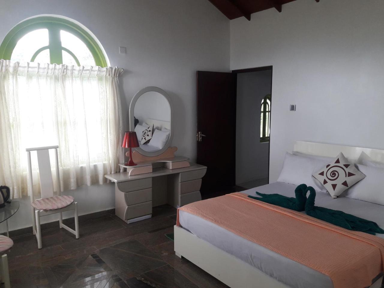 Kandy La Grande Holiday Resort Bagian luar foto